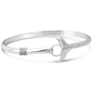 Beautiful whale tale bracelet